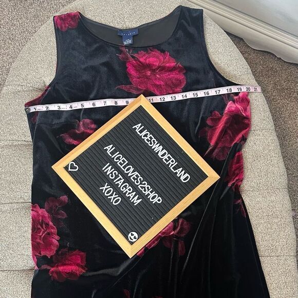 Vintage Velvet Floral Dress‎ - Picture 16 of 16